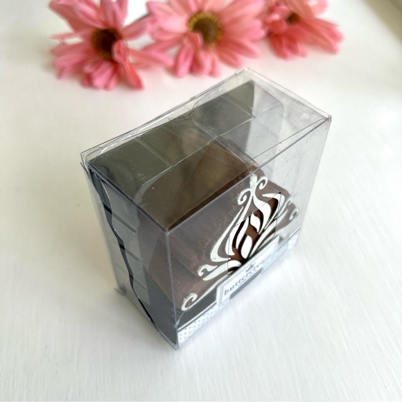 NEW Block Stamp Home Decor Flower Design Buttercream by Luxe Craft Sealed in Box - Picture 3 of 9